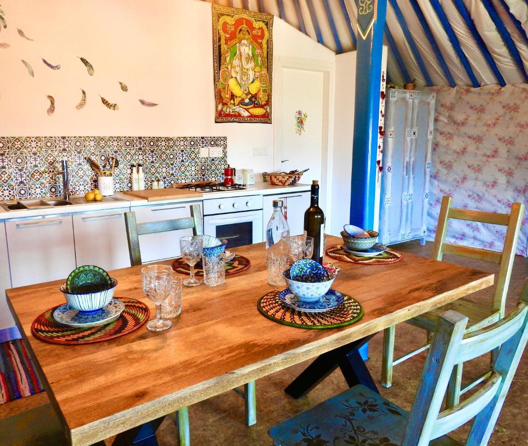 Exclusive Nirvana Yurts Glamping Kato Drys Eksteriør bilde